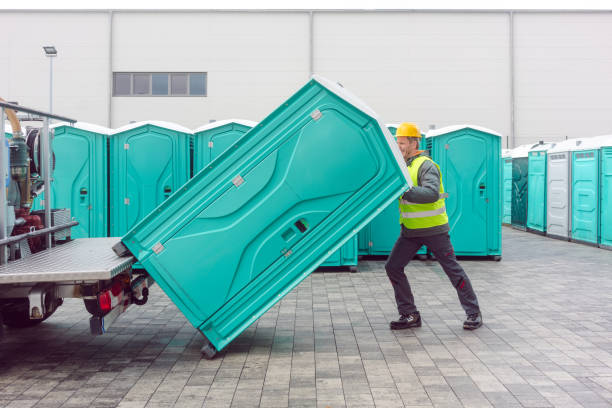 Best Portable bathroom rental  in Grinnell, IA